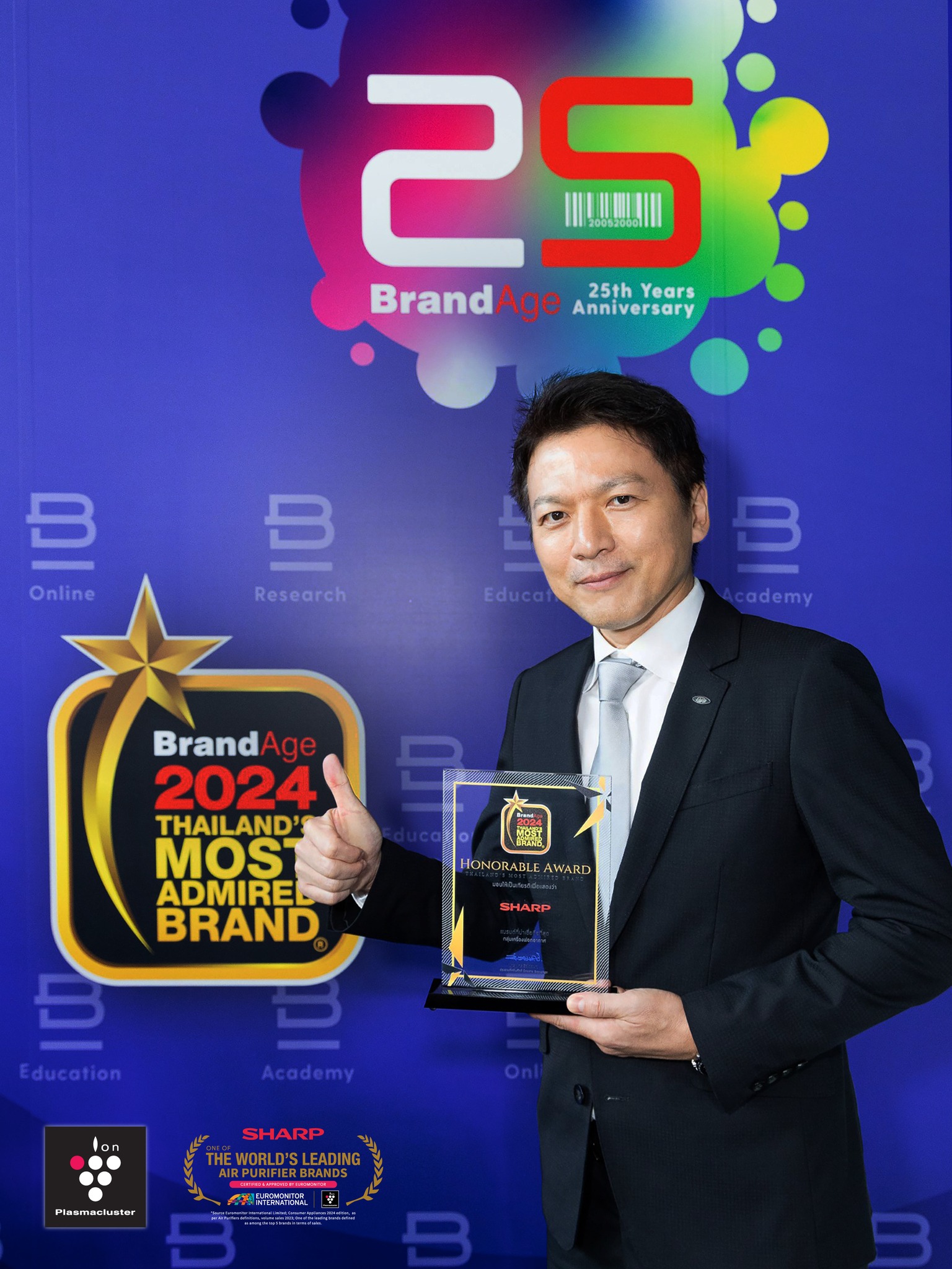Mr. Shuhei Arai MD of SHARP Thai